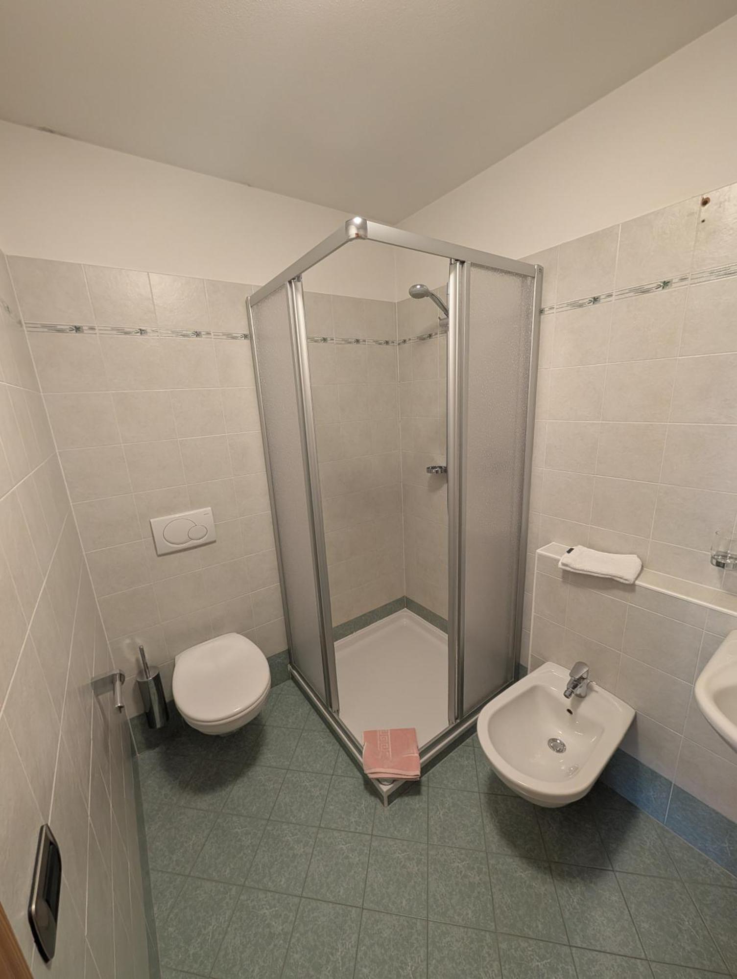 Da Kathi Aparthotel San Candido Ngoại thất bức ảnh